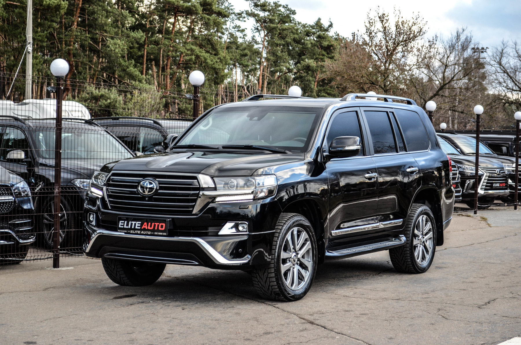 Toyota Land Cruiser 200 Armored